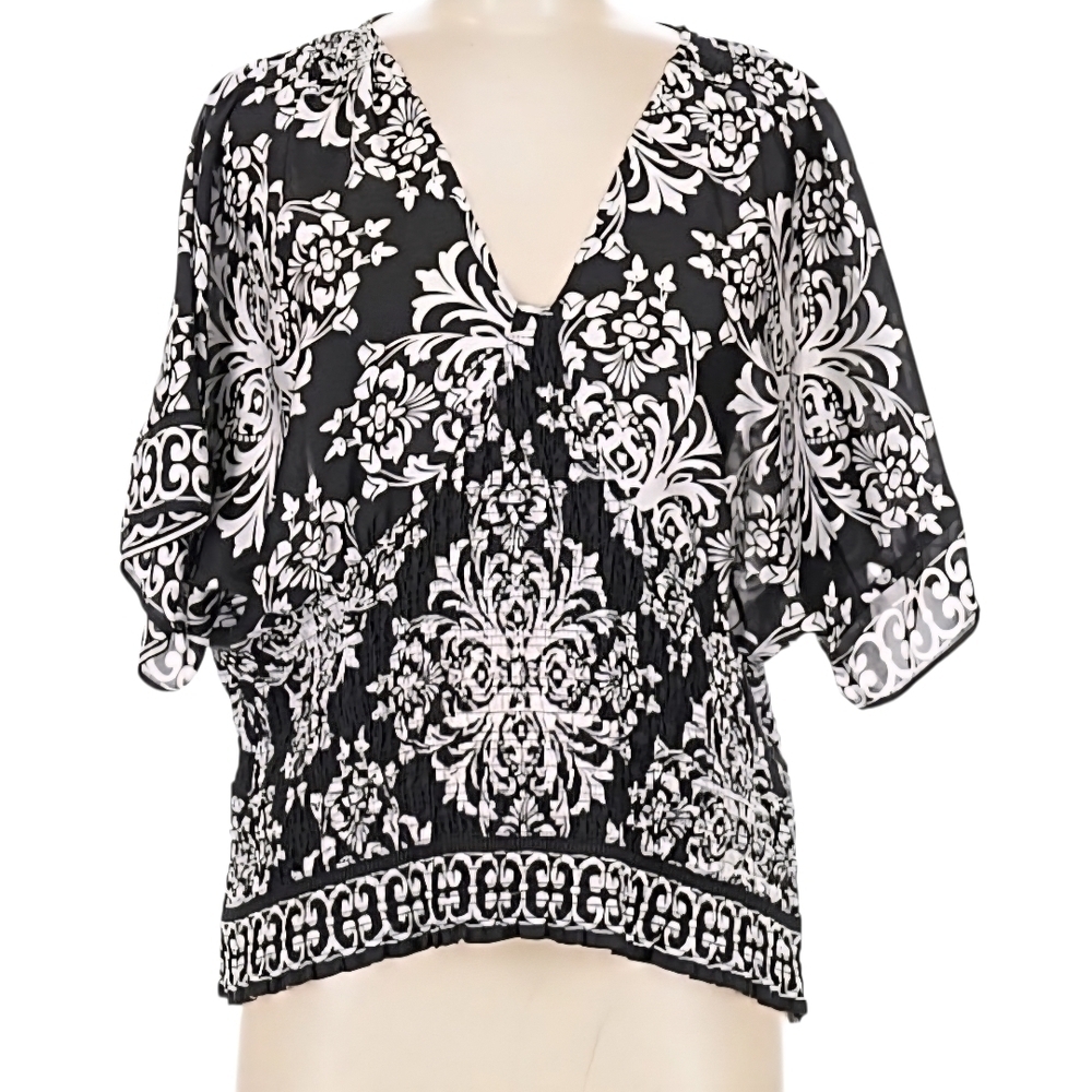 White House Black Market Black and White Blouse